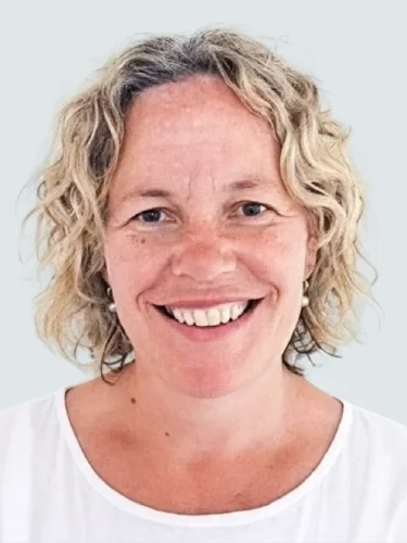 Portrait of Denise Renshaw