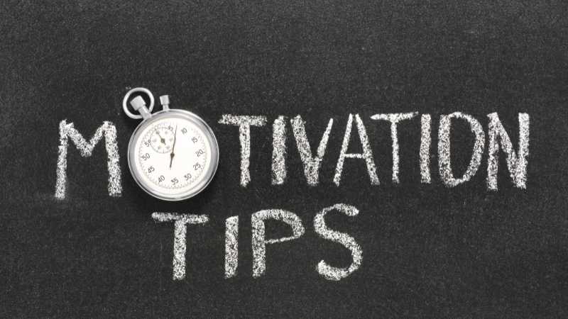 End the Year on a High Note: 10 Motivational Tips for Expats